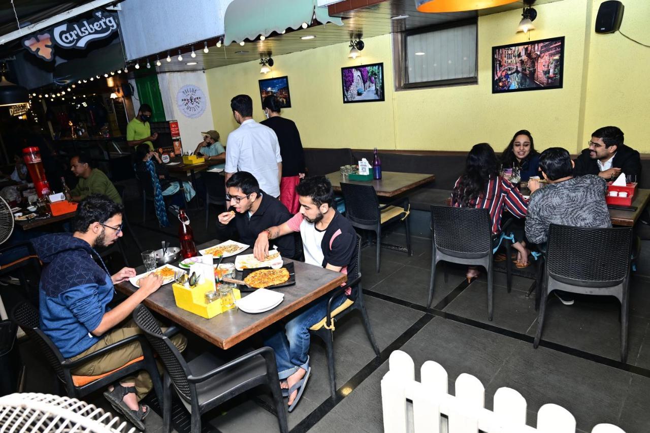 Hotel Deccan Royaale, Shivajinagar Pune Bagian luar foto